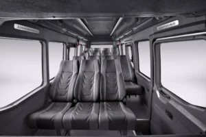 Mitsubishi Canter Bus foto 4